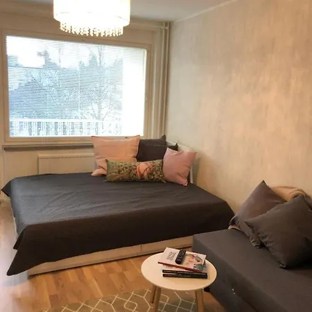 Perheasunto Keskustassa *